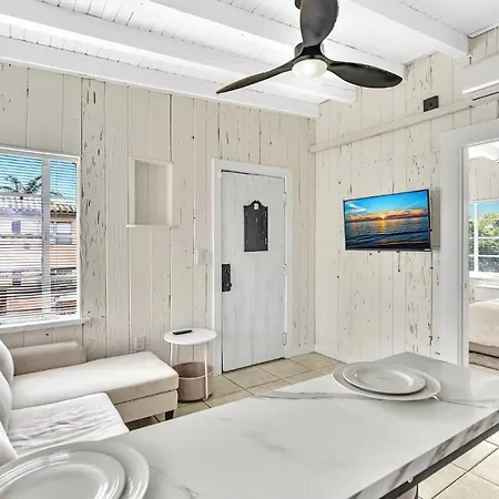 New Year And Holiday Charming Miami Riverfront Stay! Exterior photo